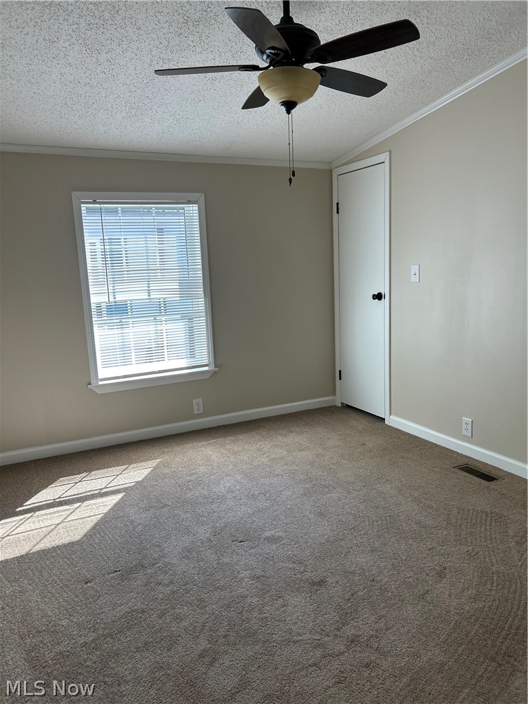 10193 Oakwood Street Byesville OH 43723
