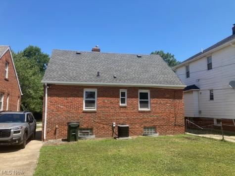 1805 Wexford Avenue Parma OH 44134
