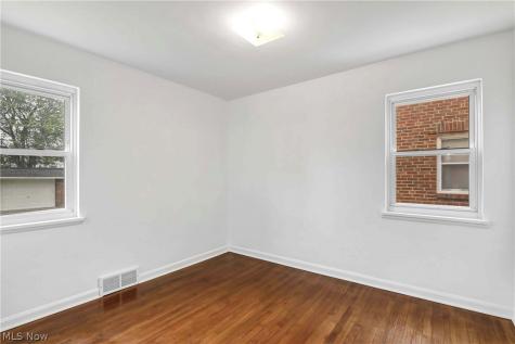 1805 Wexford Avenue Parma OH 44134