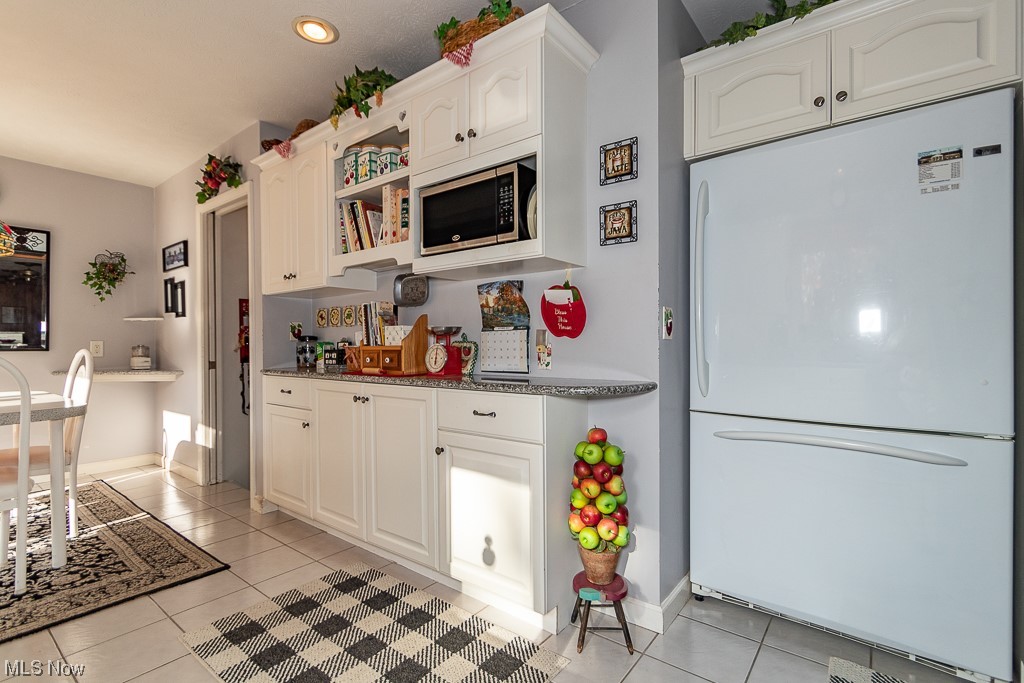 30860 Meadowbrook Drive Willoughby Hills OH 44092