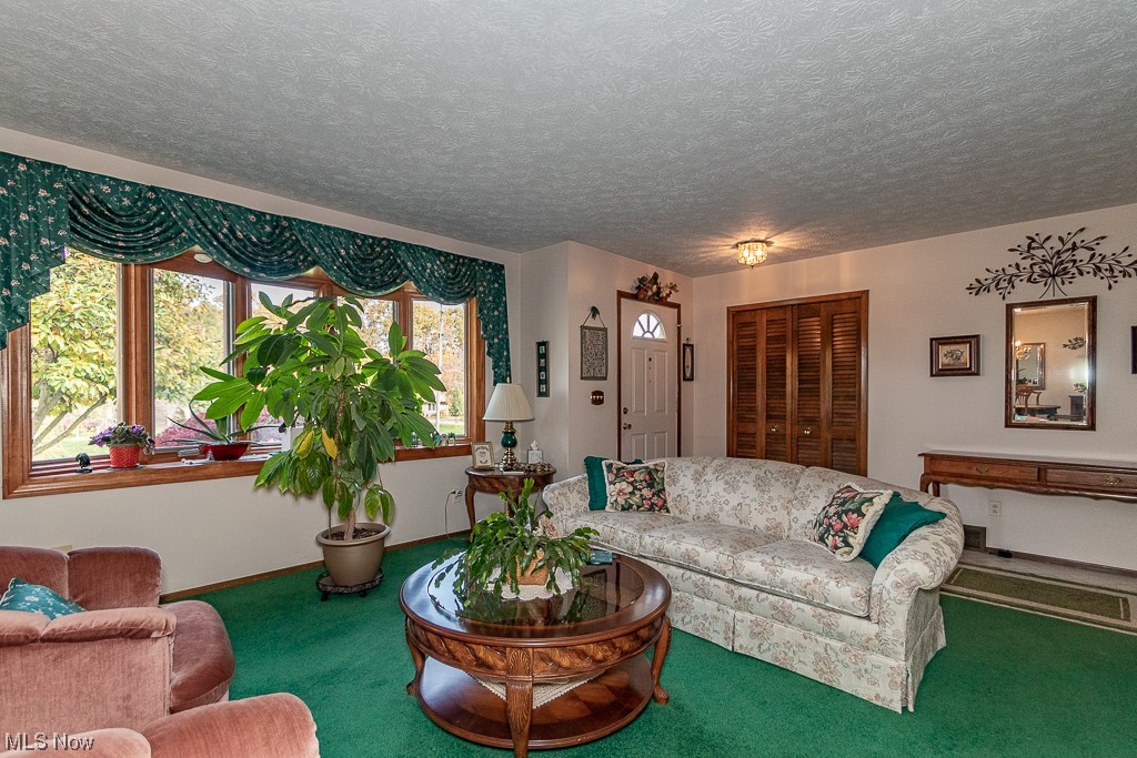 30860 Meadowbrook Drive Willoughby Hills OH 44092