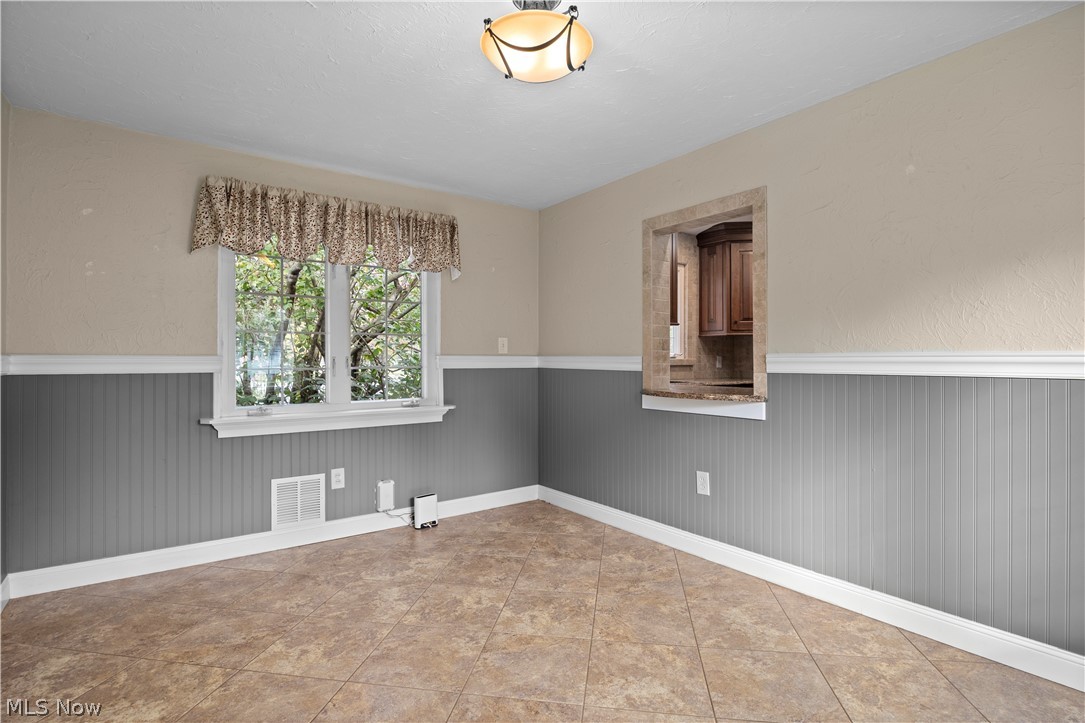 276 Hamilton Avenue Elyria OH 44035
