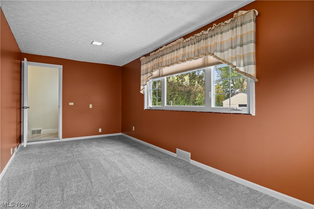 276 Hamilton Avenue Elyria OH 44035
