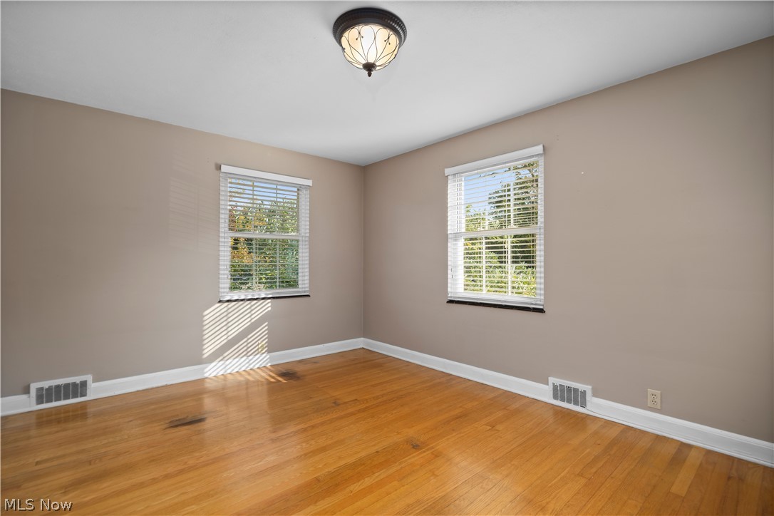 276 Hamilton Avenue Elyria OH 44035