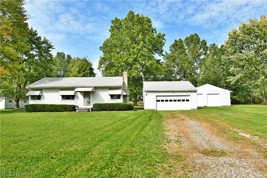 2770 Mellgren (Melgren) Drive SW Warren OH 44481