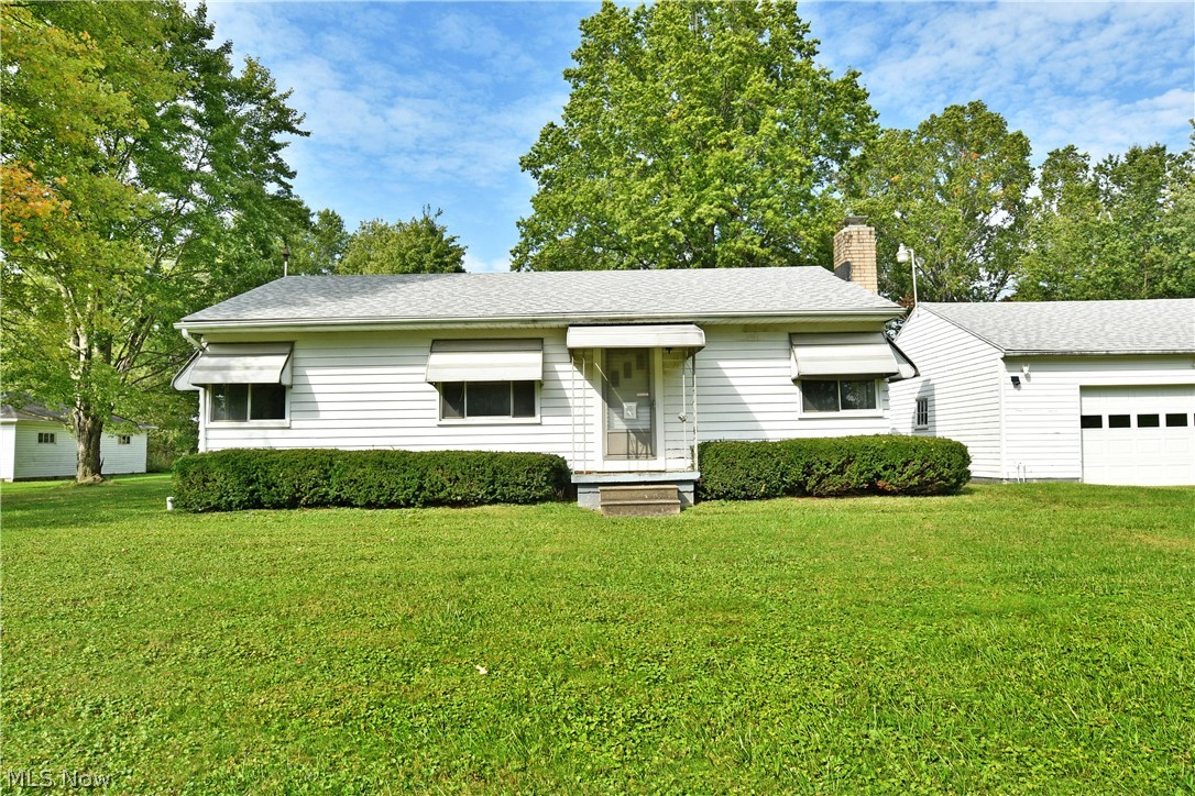 2770 Mellgren (Melgren) Drive SW Warren OH 44481
