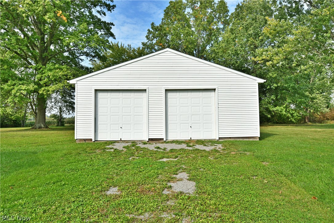 2770 Mellgren (Melgren) Drive SW Warren OH 44481