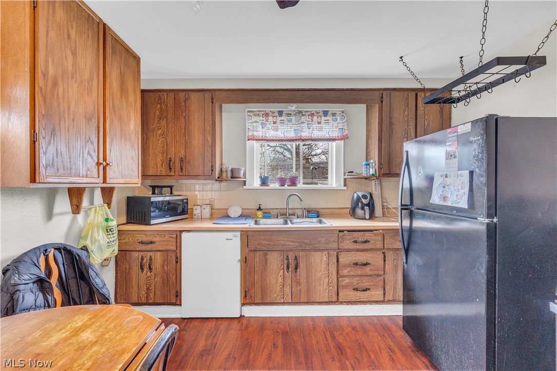 19720 Pasnow Avenue Euclid OH 44119