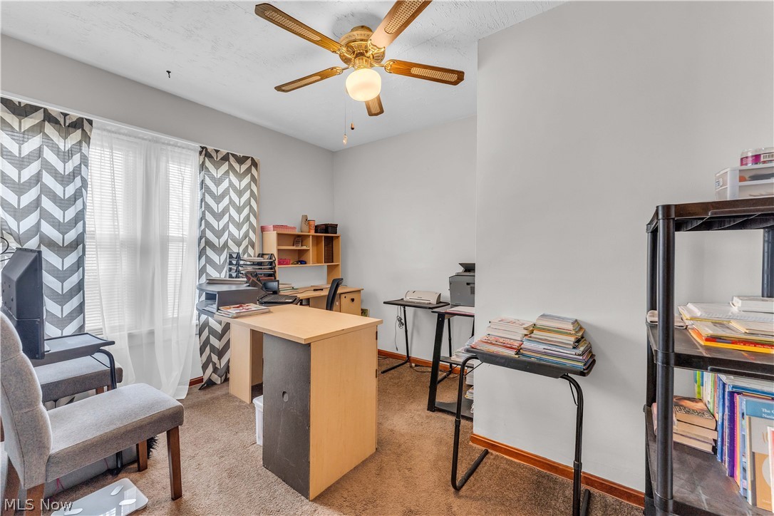 19720 Pasnow Avenue Euclid OH 44119