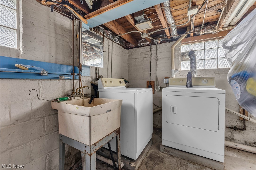 19720 Pasnow Avenue Euclid OH 44119