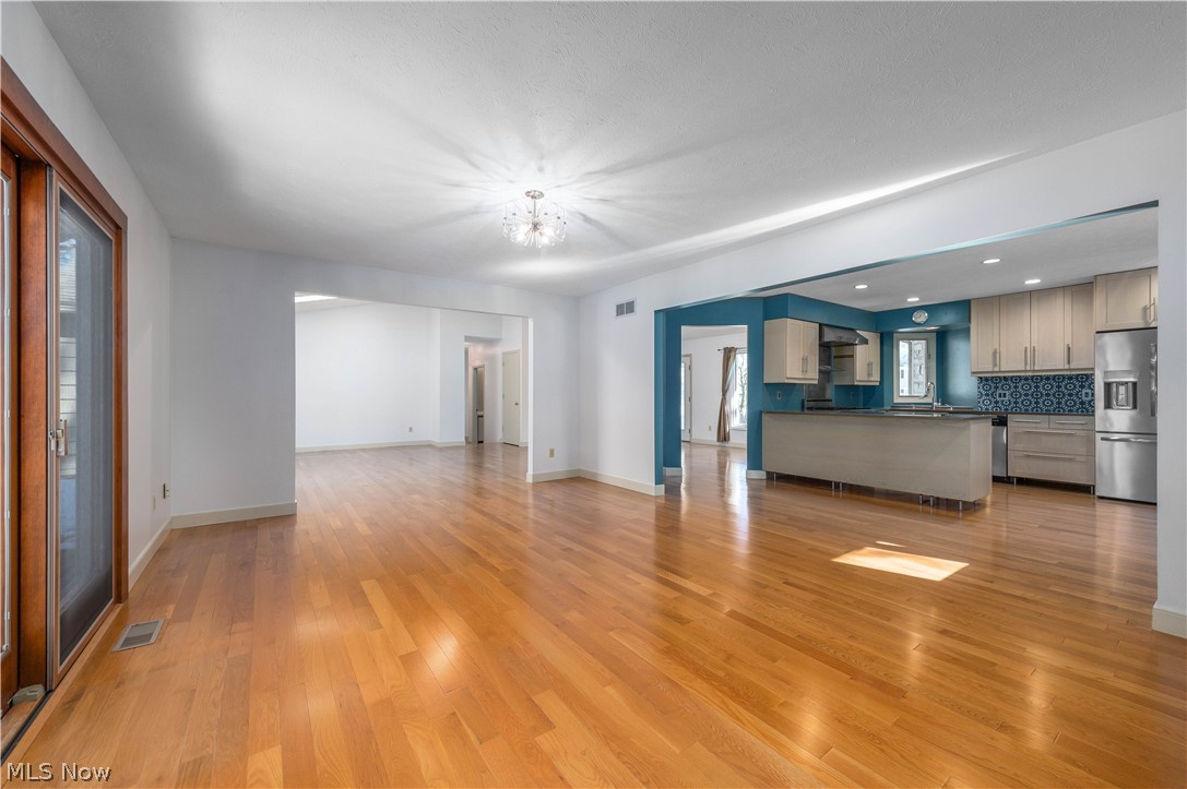 208 Westwind Drive Avon Lake OH 44012