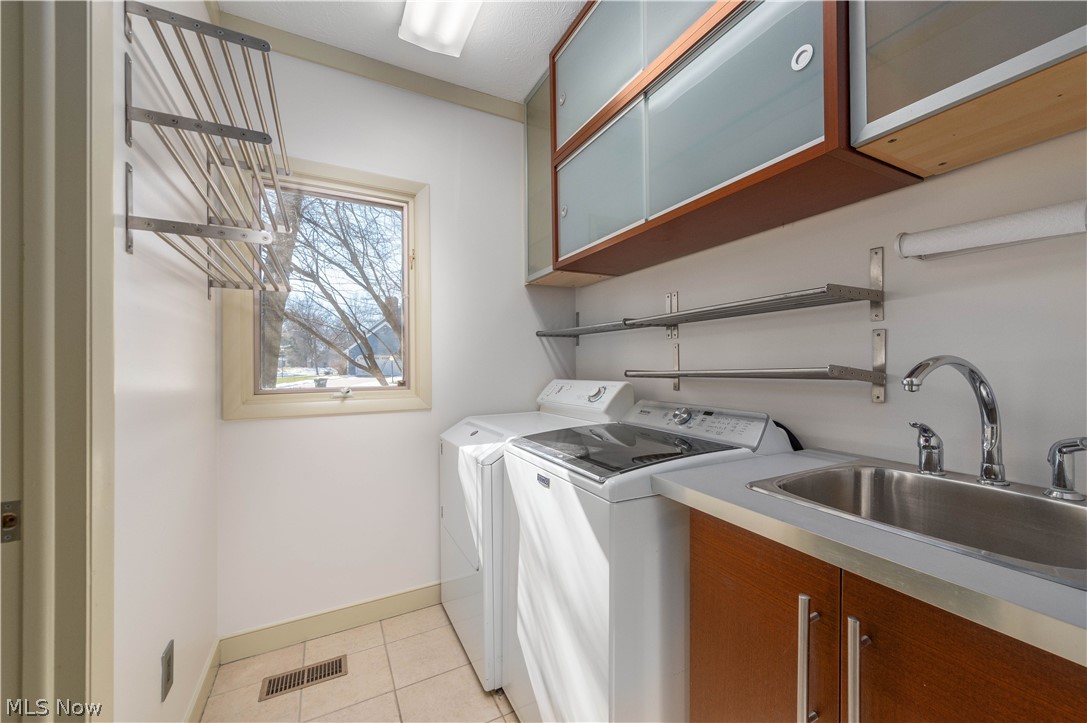 208 Westwind Drive Avon Lake OH 44012