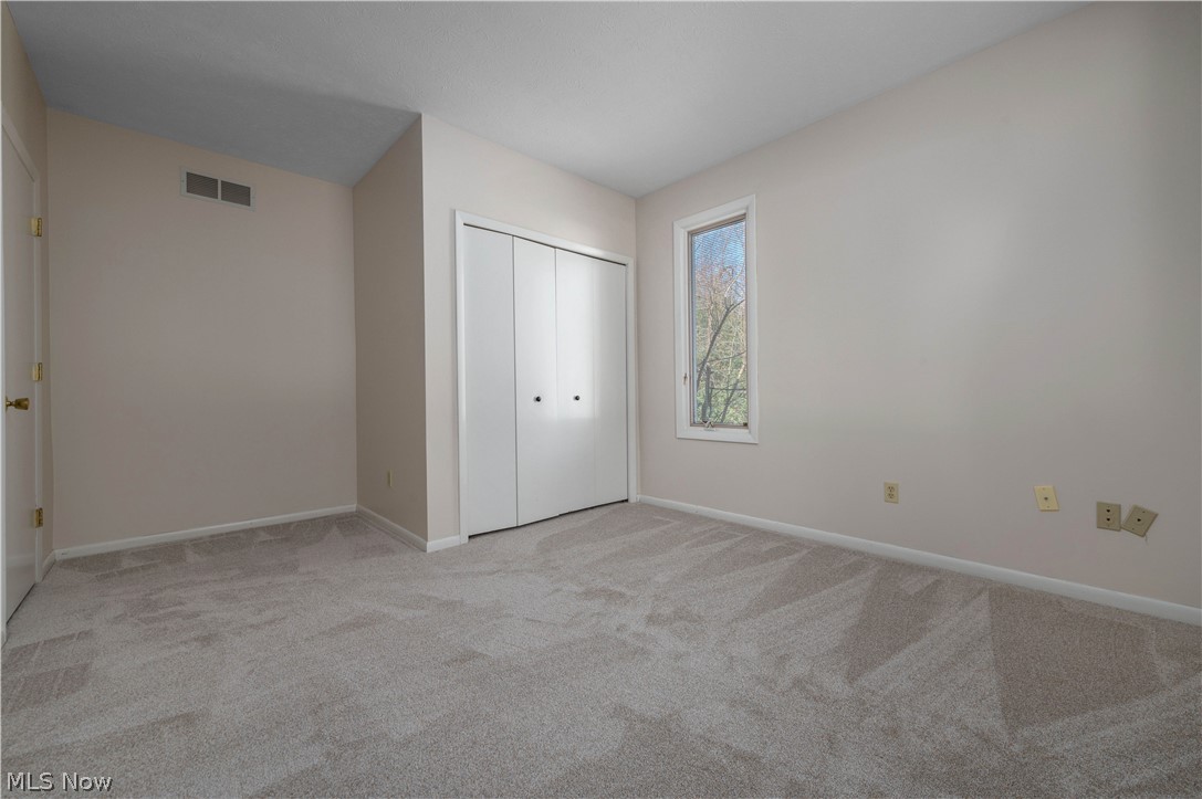 208 Westwind Drive Avon Lake OH 44012