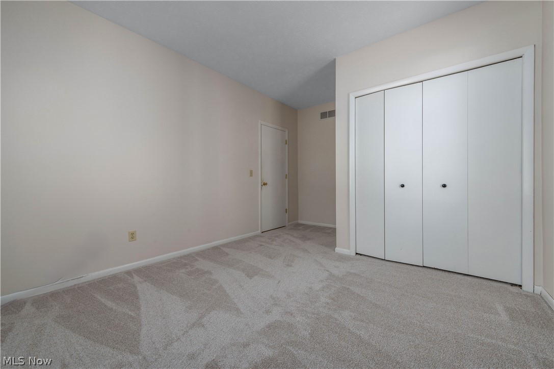 208 Westwind Drive Avon Lake OH 44012