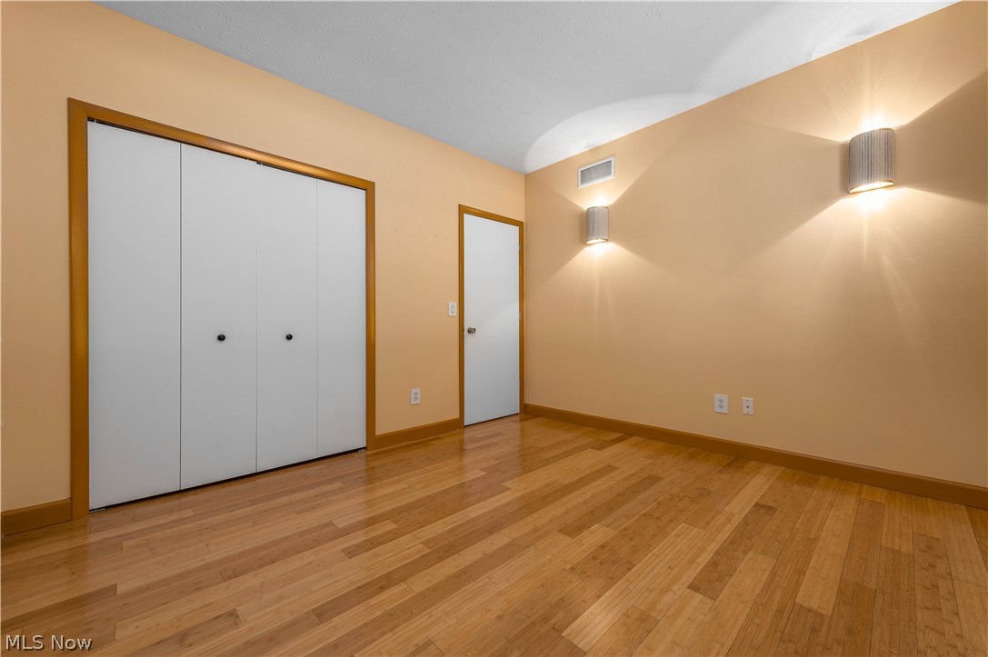 208 Westwind Drive Avon Lake OH 44012