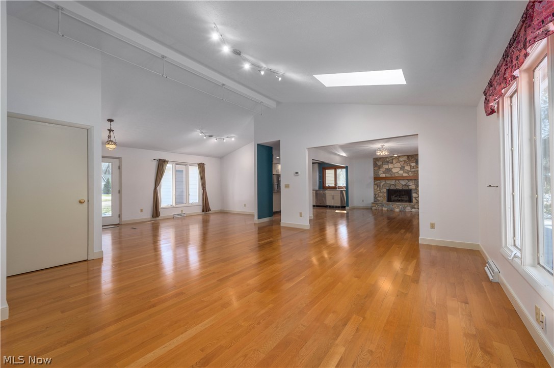 208 Westwind Drive Avon Lake OH 44012