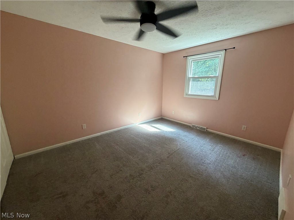 1950 Woodland Drive Columbiana OH 44408