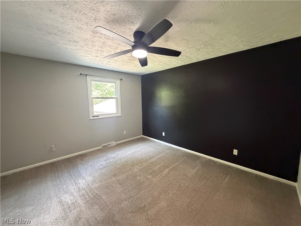 1950 Woodland Drive Columbiana OH 44408