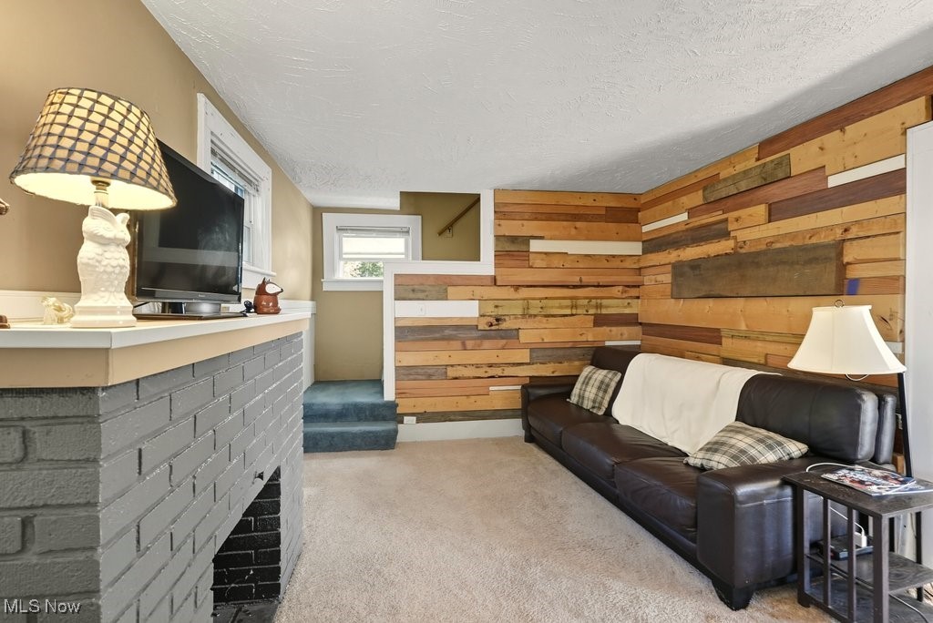 116 Munroe Falls Avenue Cuyahoga Falls OH 44221