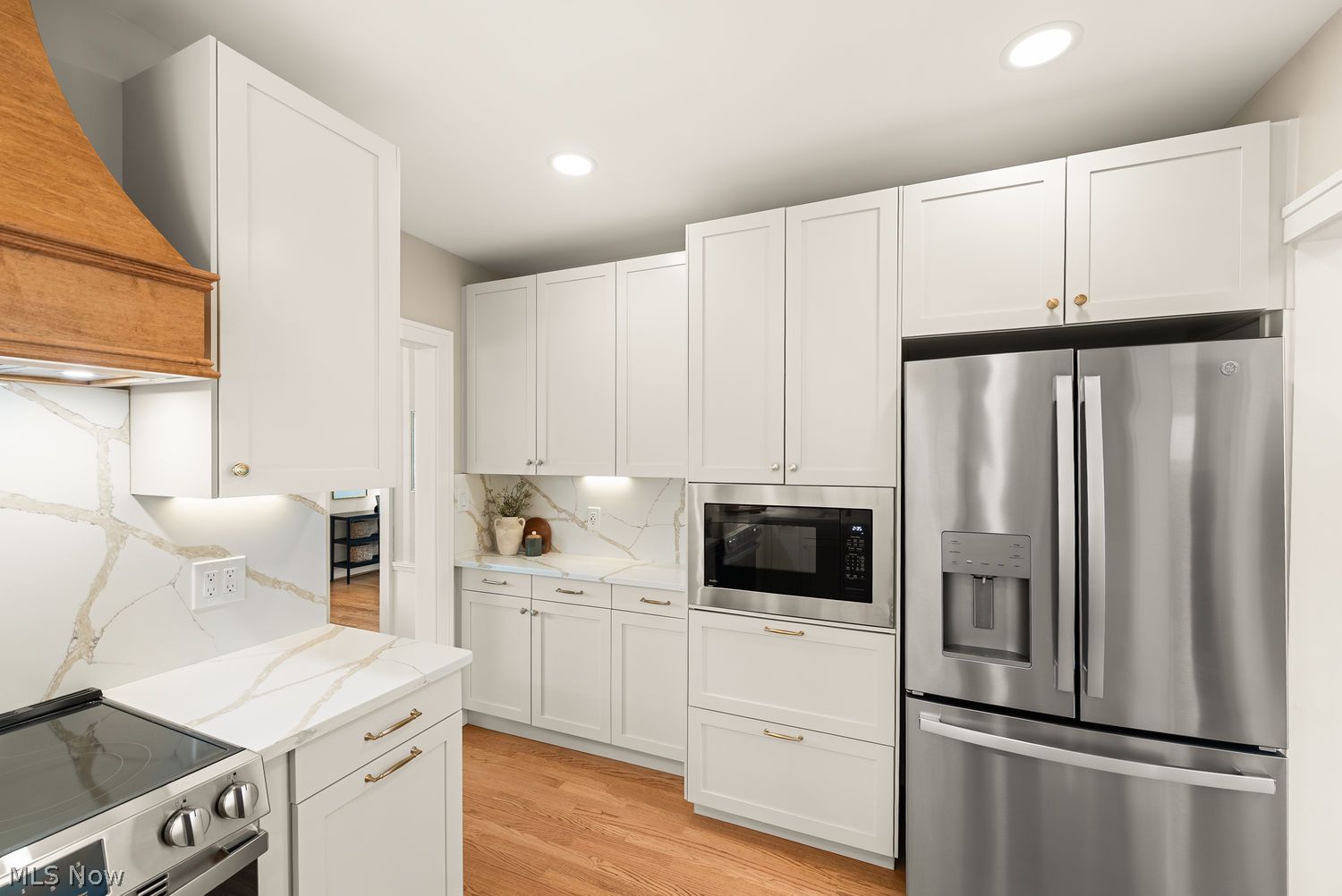 2050 Hampton Road Rocky River OH 44116