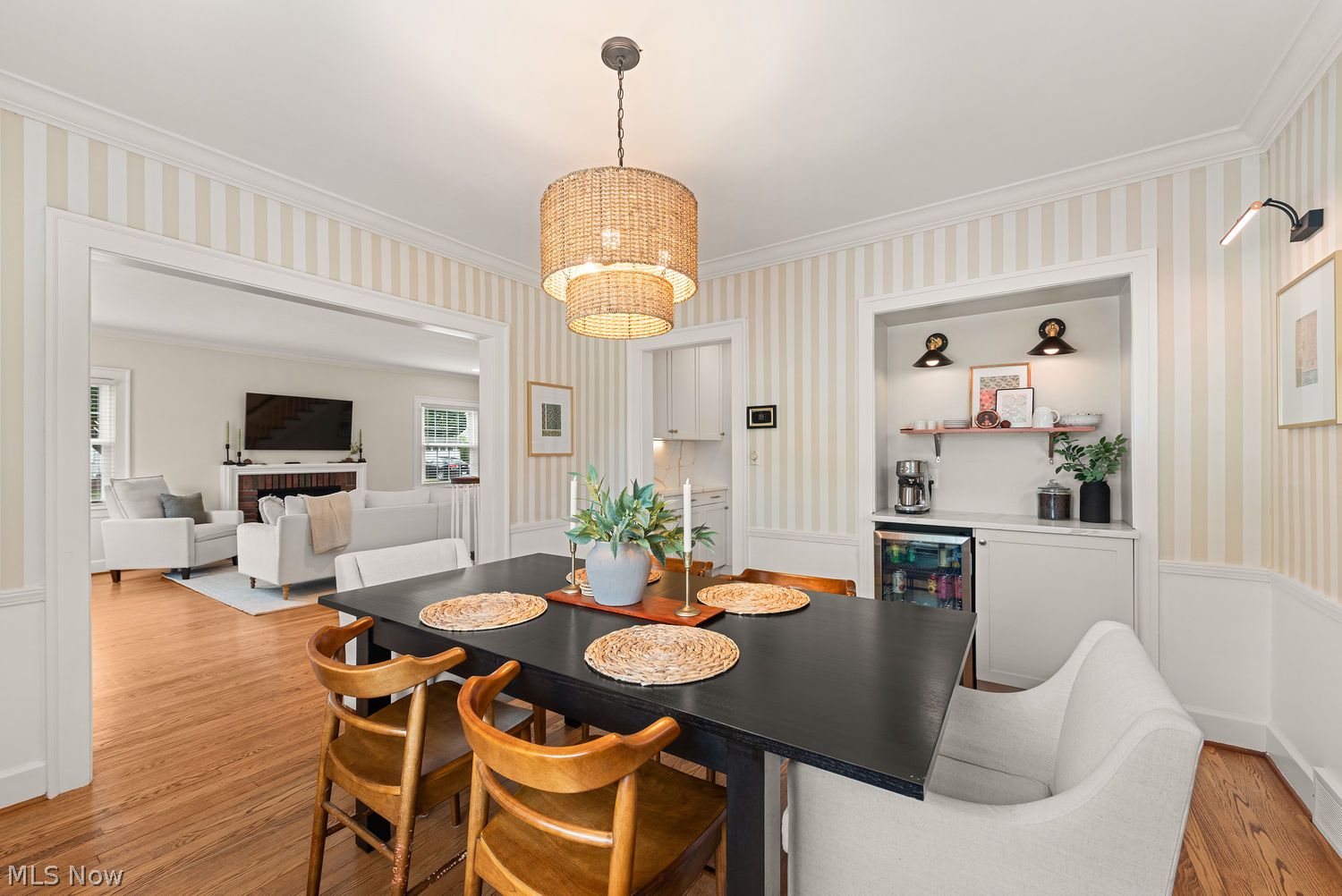 2050 Hampton Road Rocky River OH 44116