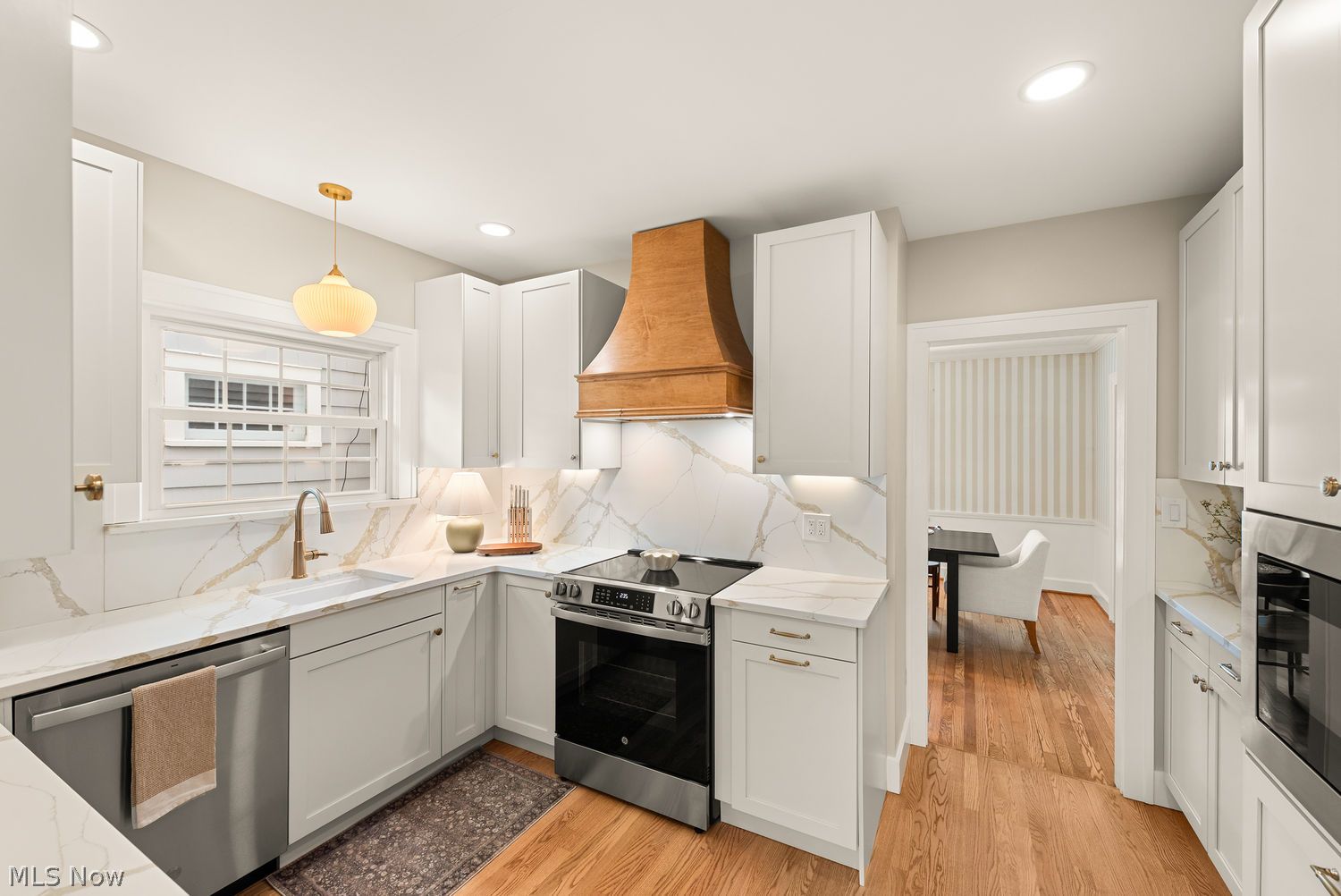 2050 Hampton Road Rocky River OH 44116