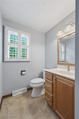 1581 Pine Cone Street NW North Canton OH 44720