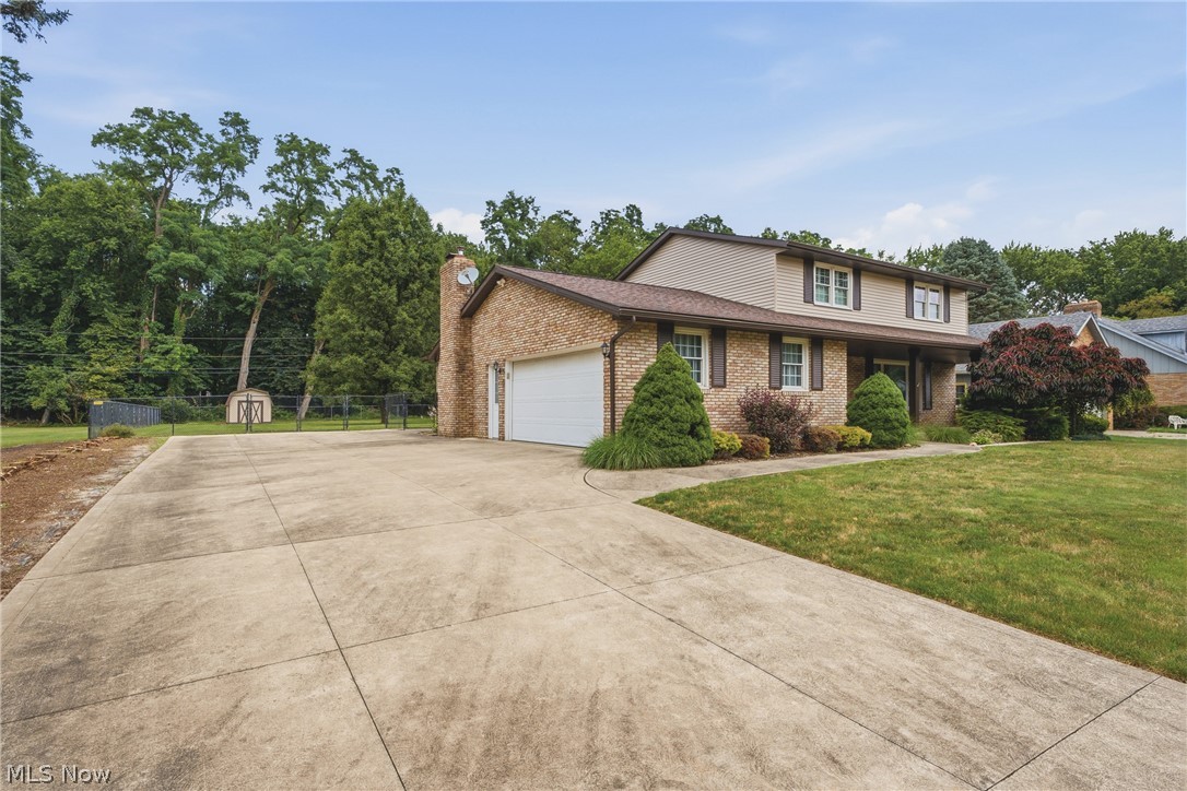 1581 Pine Cone Street NW North Canton OH 44720