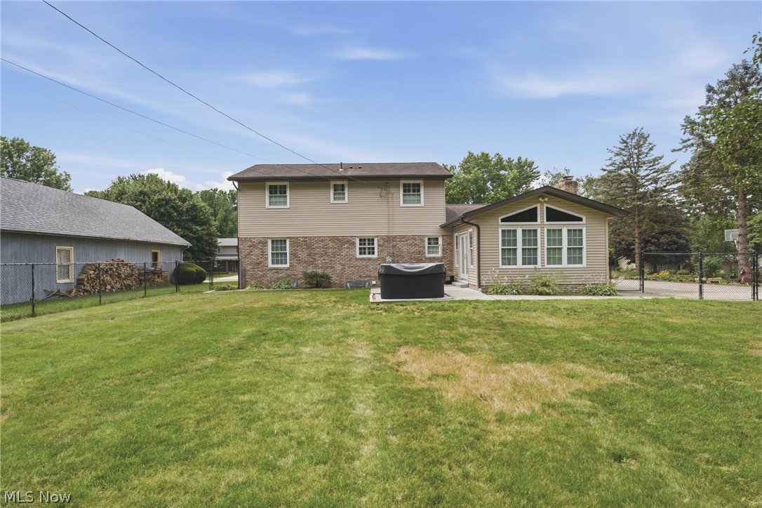 1581 Pine Cone Street NW North Canton OH 44720
