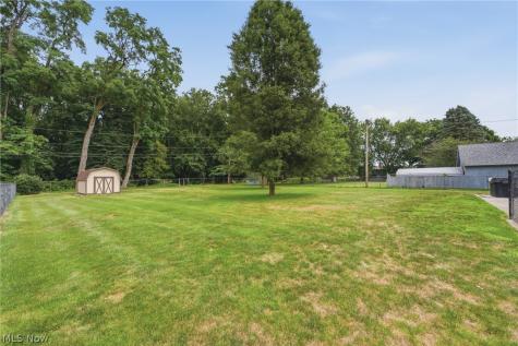 1581 Pine Cone Street NW North Canton OH 44720