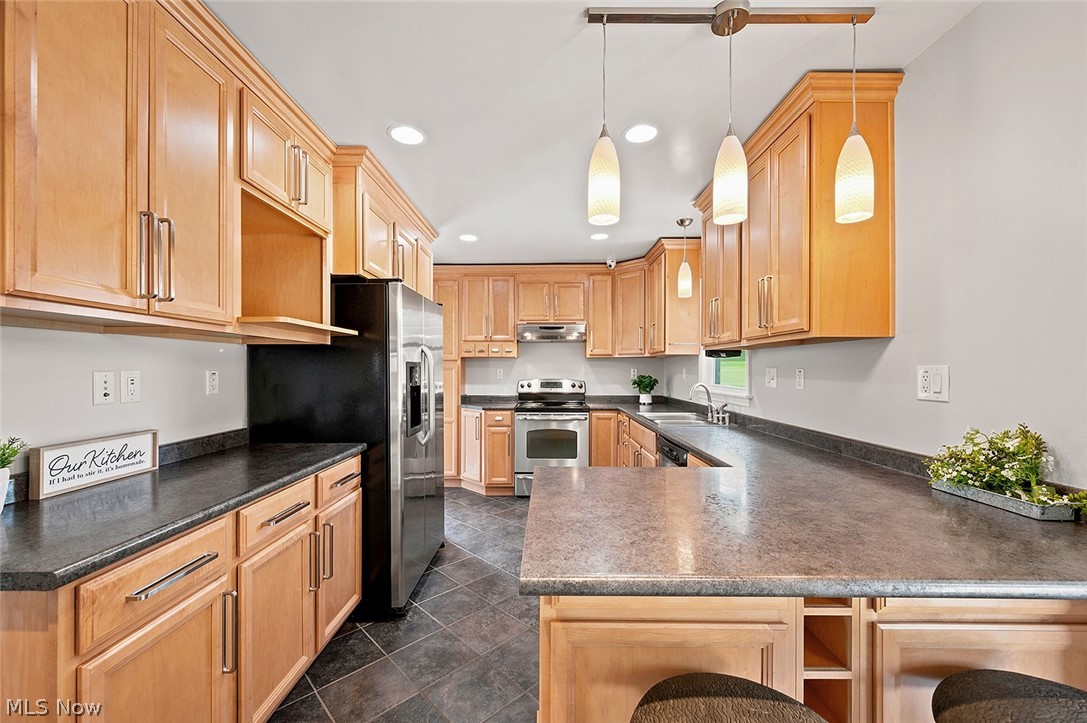 7562 Richmond Road Oakwood Village OH 44146
