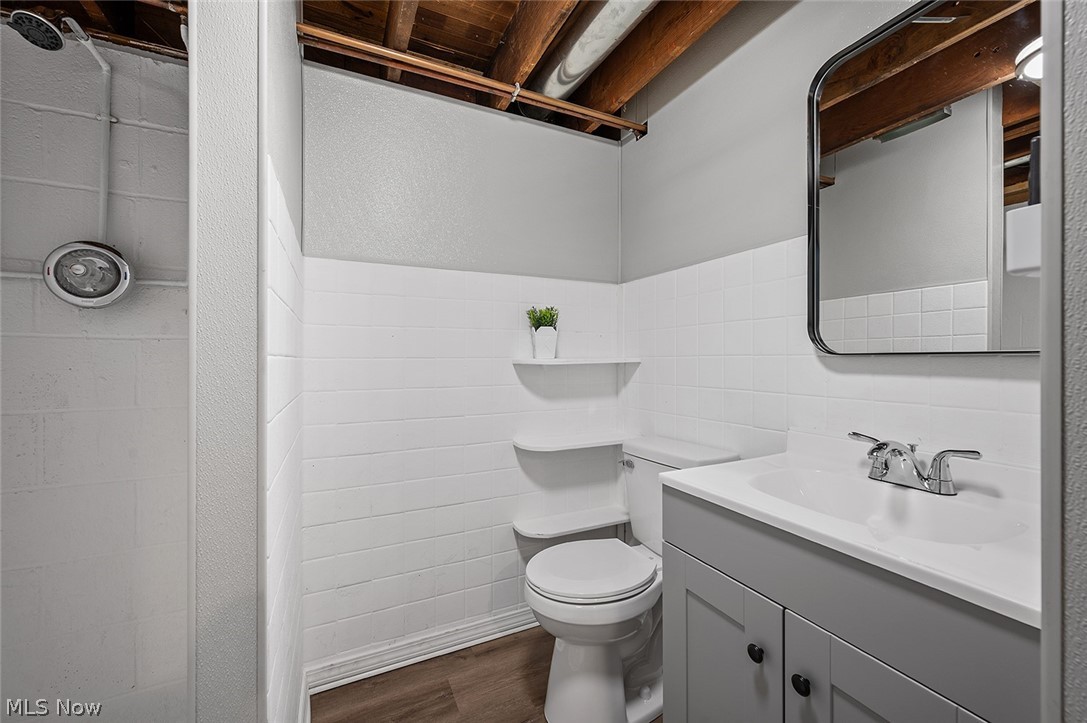 7562 Richmond Road Oakwood Village OH 44146