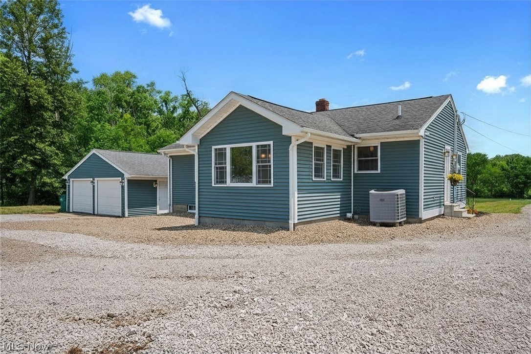 7562 Richmond Road Oakwood Village OH 44146