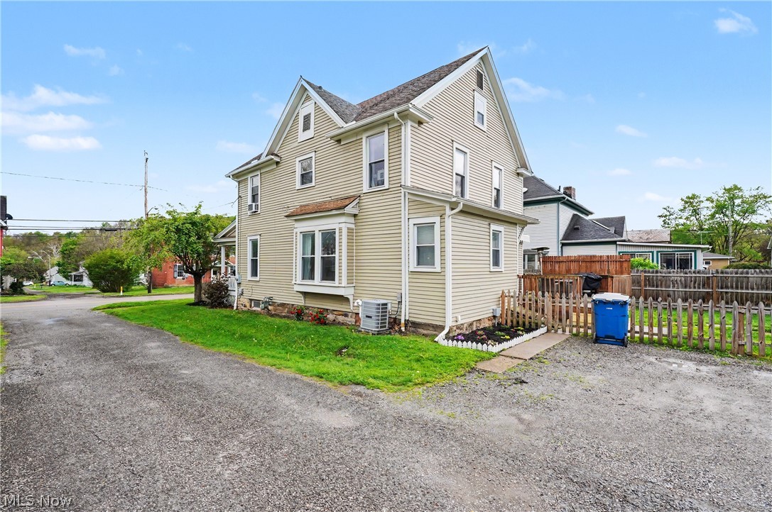 525 W Lincoln Way Lisbon OH 44432