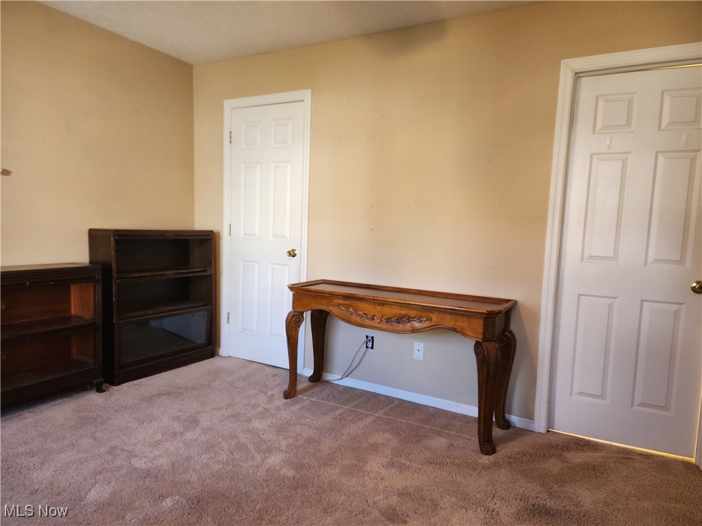 8602 Strawbridge Circle Macedonia OH 44056