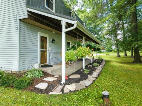 5504 Donner Drive New Franklin OH 44216