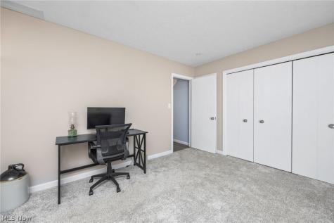 5504 Donner Drive New Franklin OH 44216