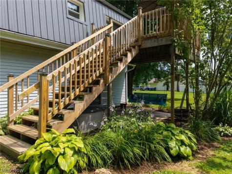 5504 Donner Drive New Franklin OH 44216