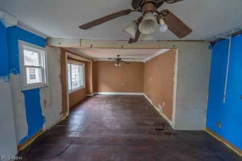 559 Morgan Avenue Akron OH 44311