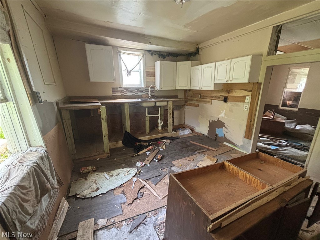 21 Weedon Avenue Cambridge OH 43725