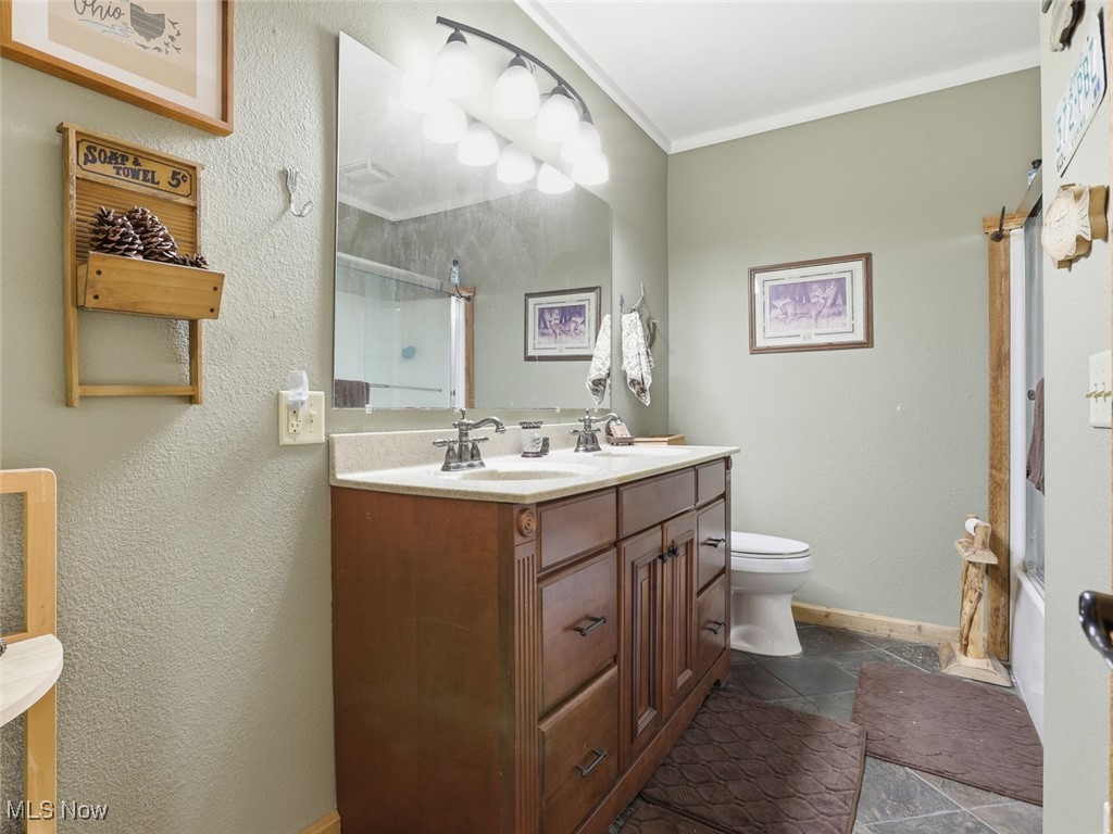 6529 Fallsburg Road NE Newark OH 43055