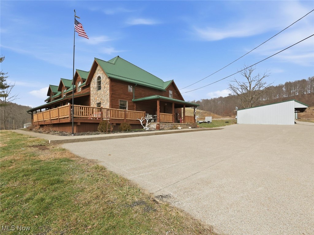 6529 Fallsburg Road NE Newark OH 43055