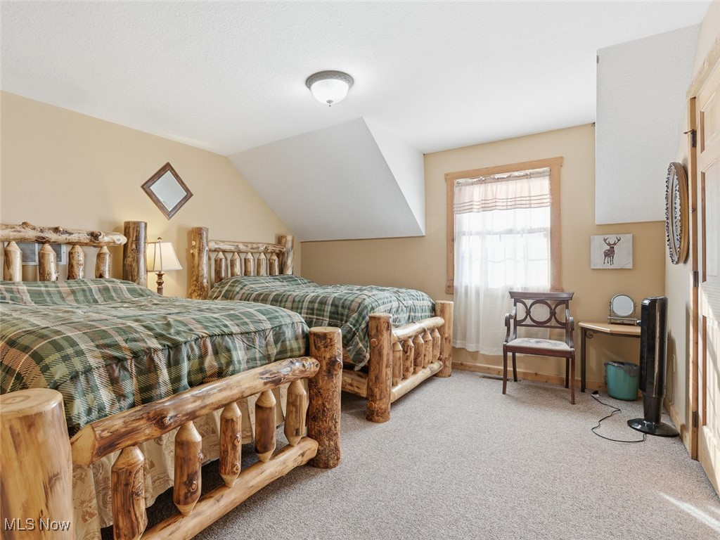 6529 Fallsburg Road NE Newark OH 43055