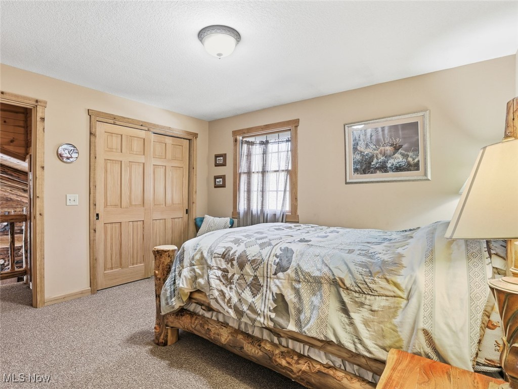 6529 Fallsburg Road NE Newark OH 43055