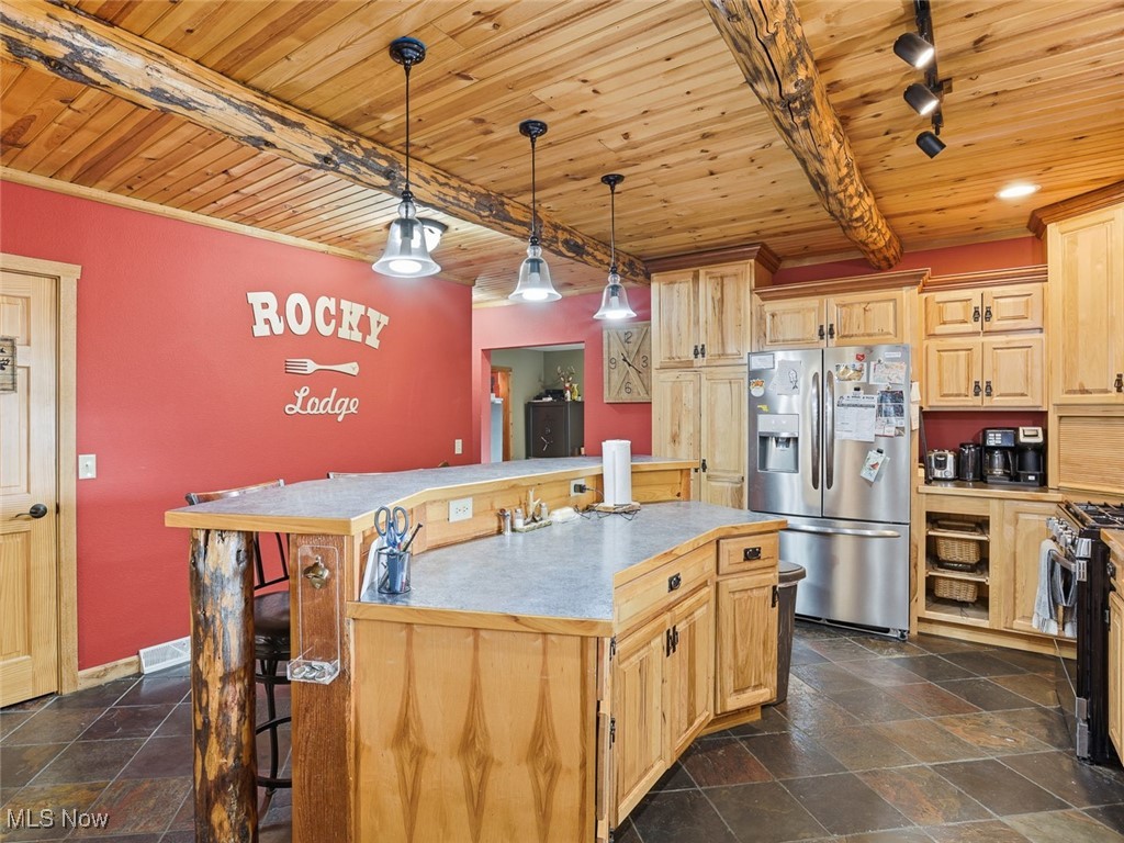 6529 Fallsburg Road NE Newark OH 43055