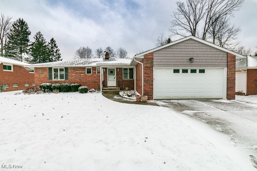 6783 Larchmont Drive Mayfield Heights OH 44124