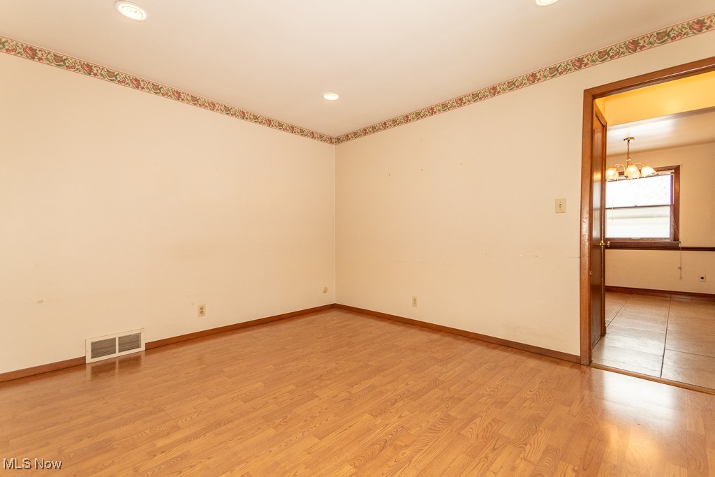 6783 Larchmont Drive Mayfield Heights OH 44124
