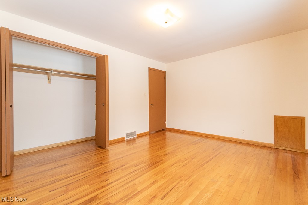6783 Larchmont Drive Mayfield Heights OH 44124