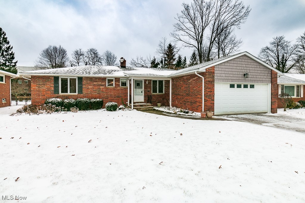 6783 Larchmont Drive Mayfield Heights OH 44124