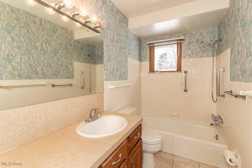 6783 Larchmont Drive Mayfield Heights OH 44124